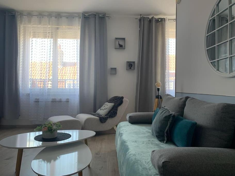 38 Maison Entiere,Place De Parking Et Garage Pour Moto Velo A La Demande Дюнкерк Экстерьер фото